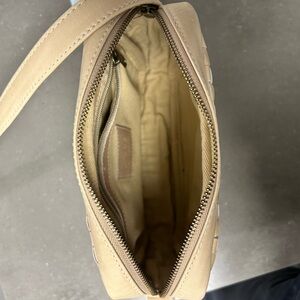 Able crossbody purse